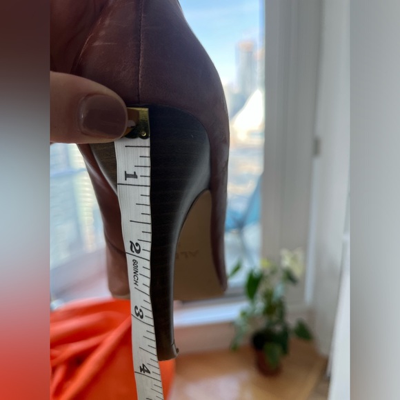 Aldo Brown Leather High Heels - Picture 6 of 8